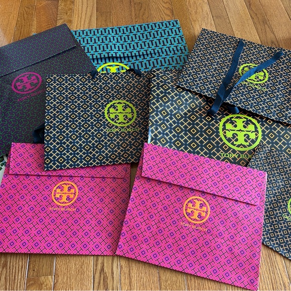Tory Burch Gift Bags - Picture 1 of 7